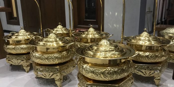 pemanas makanan kuningan