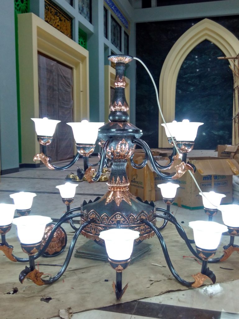 kerajinan lampu robyong