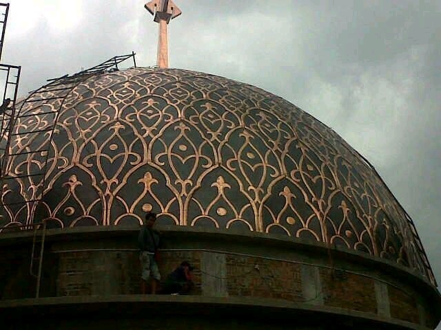 kubah masjid tembaga