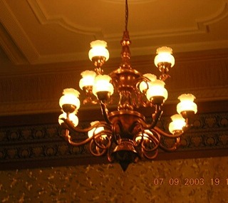 lampu gantung tembaga