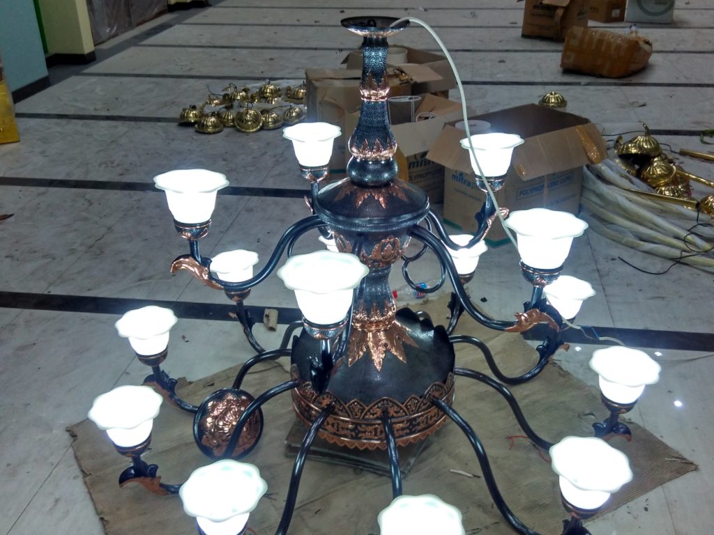 lampu hias masjid