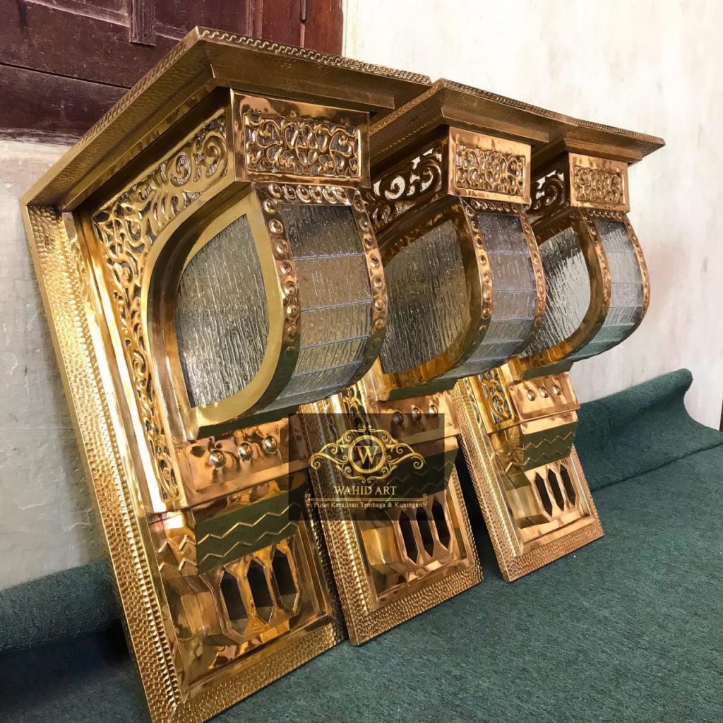 lampu diding masjid nabawi