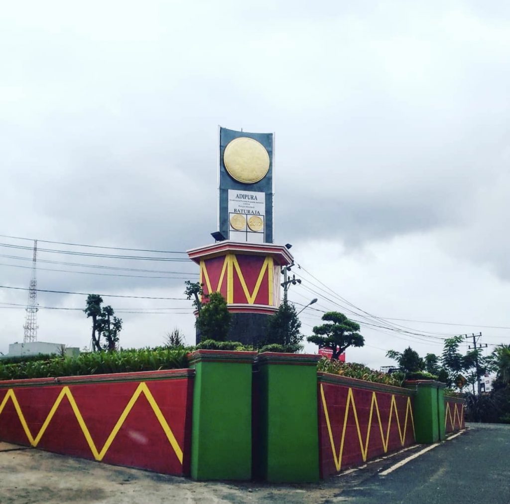 Tugu Adipura