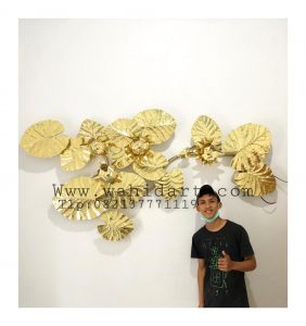 wall decor kuningan