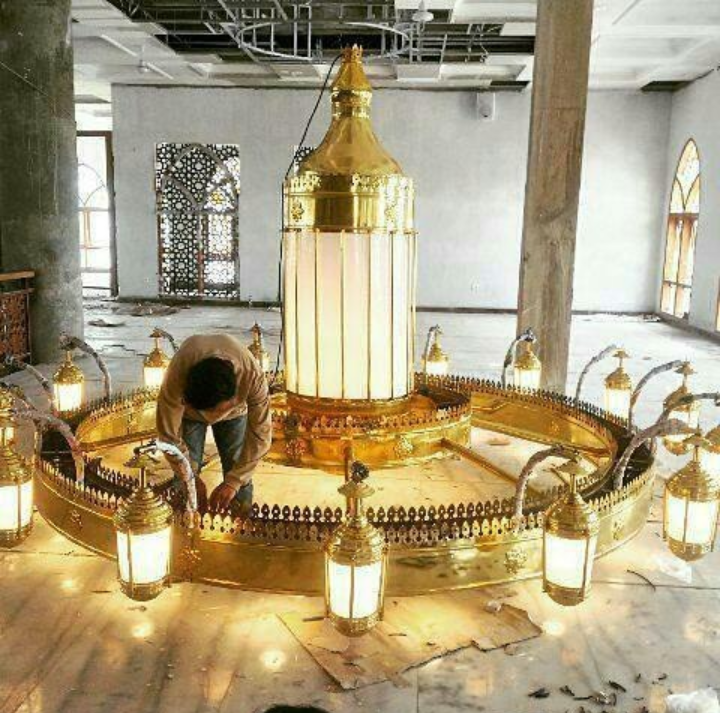 lampu hias masjid nabawi