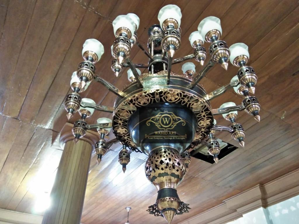 lampu robyong