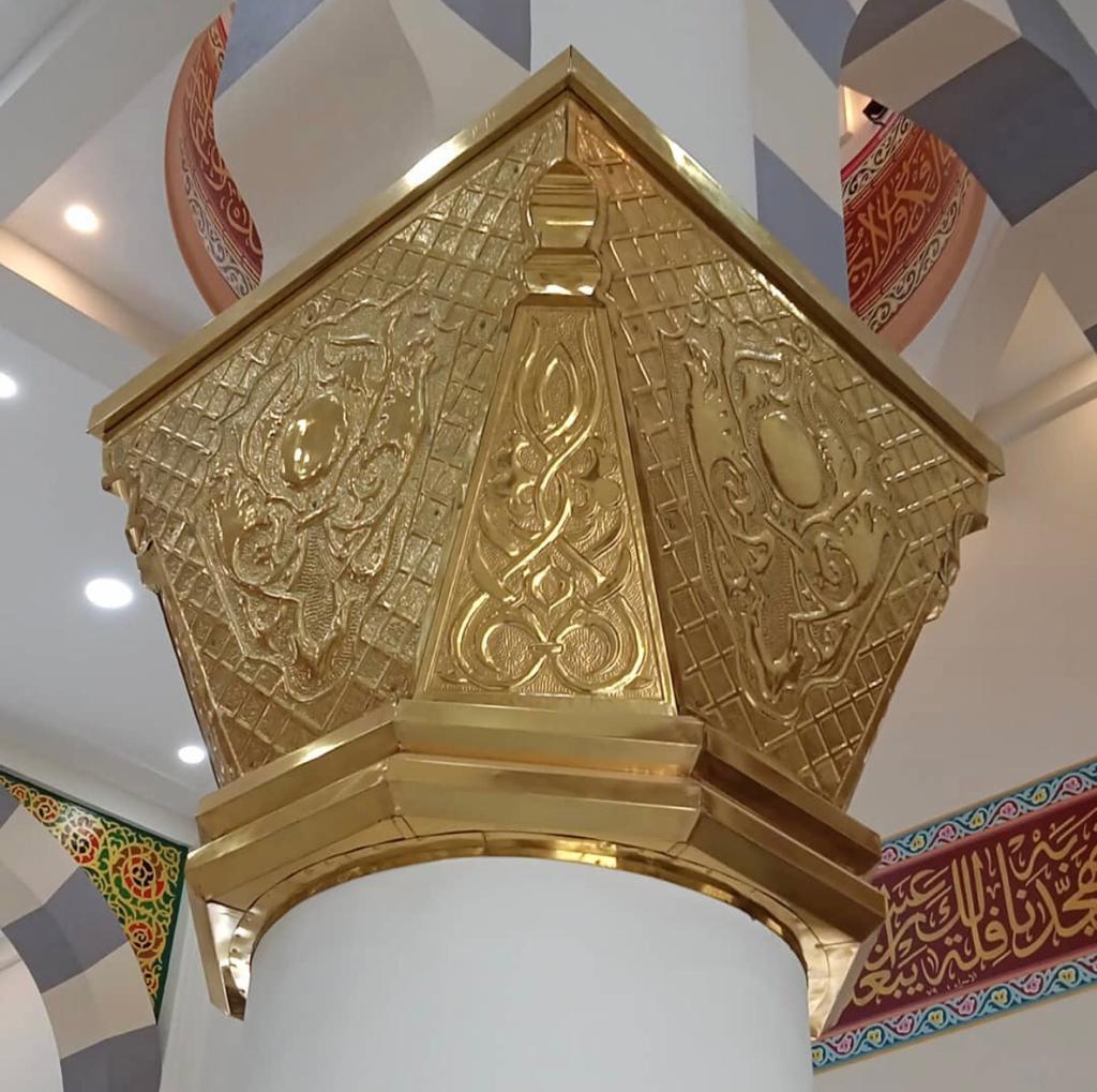 Keindahan Mahkota Tiang Pilar