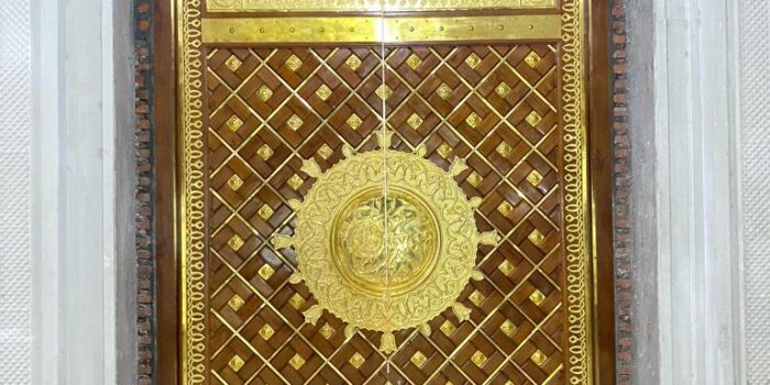 Pintu Nabawi Dari Kuningan